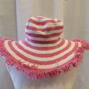 Silly Sarongs Adult Wide Stripe Crocheted Fringe Hat - Bubblegum