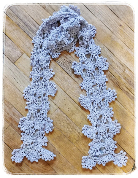COLORS Crocheted Daisy Floral Scarf silver