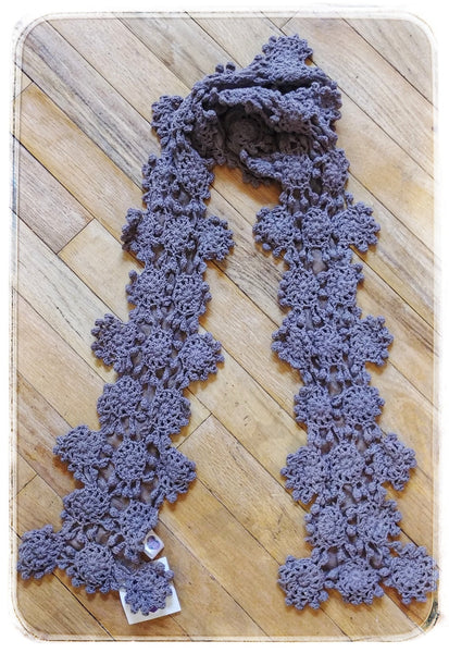 COLORS Crocheted Daisy Floral Scarf gray