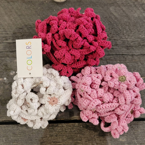 COLORS crocheted daisy chain scarf