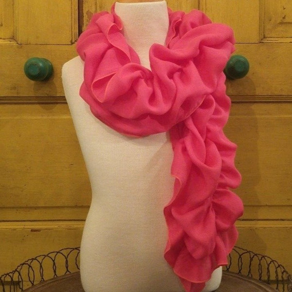 COLORS Ruffley Scarf pink